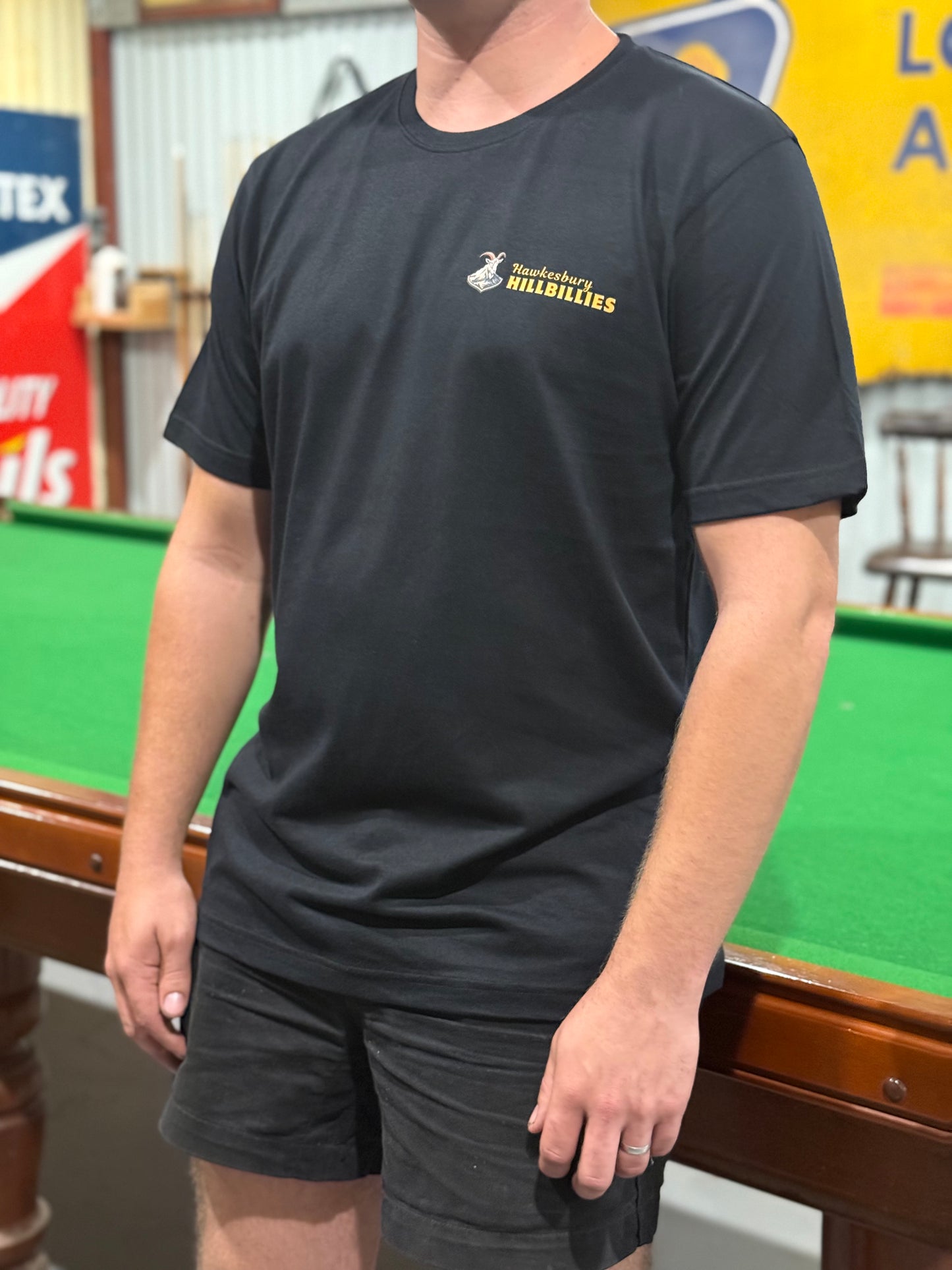 Hillbillie black T-shirt