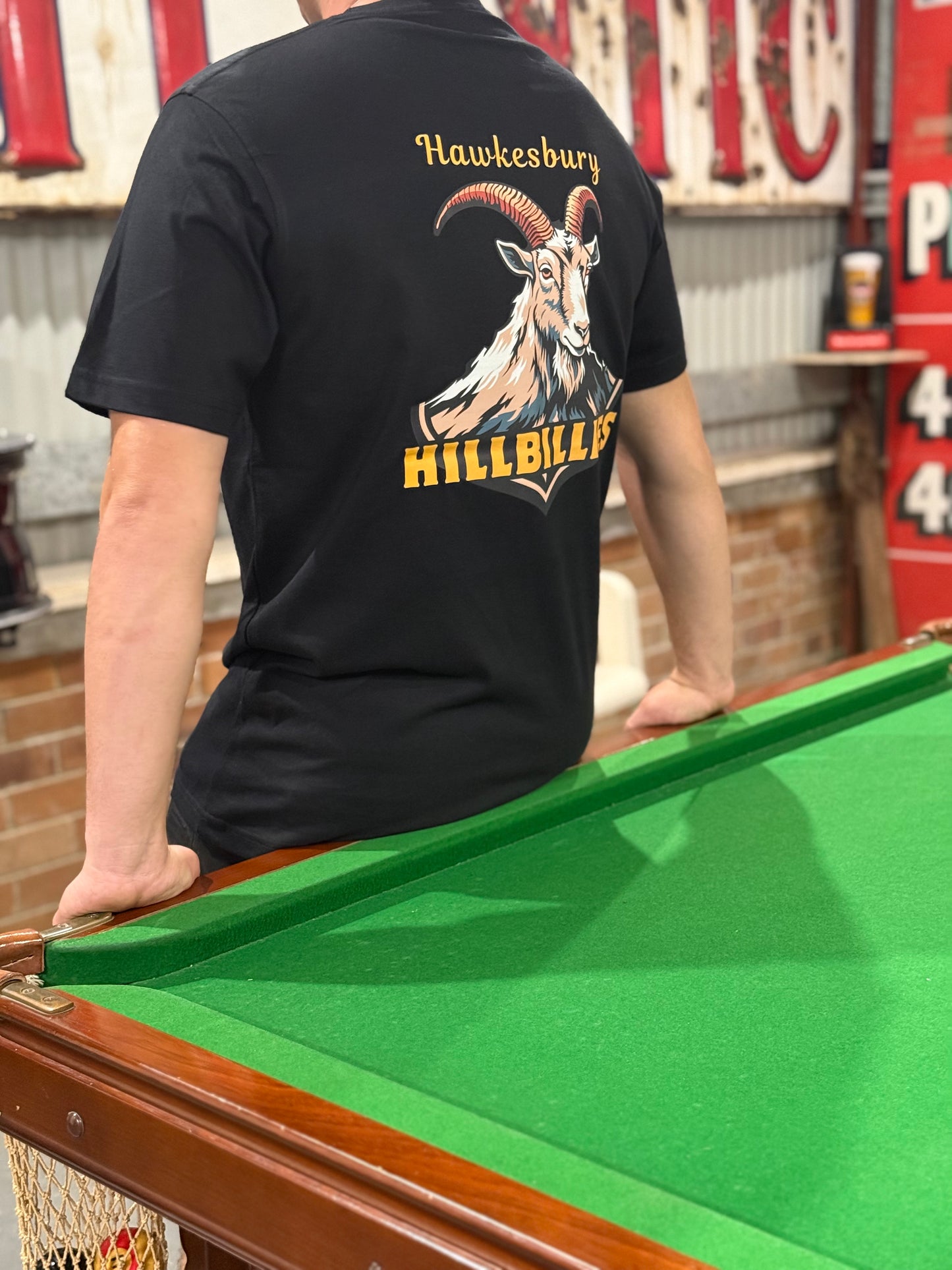 Hillbillie black T-shirt